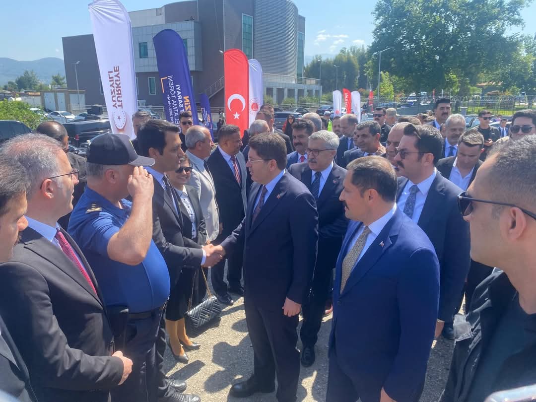 Erzin Adalet Sarayı'nın Temeli, Adalet Bakanı Yılmaz Tunç'un Katılımıyla Atıldı